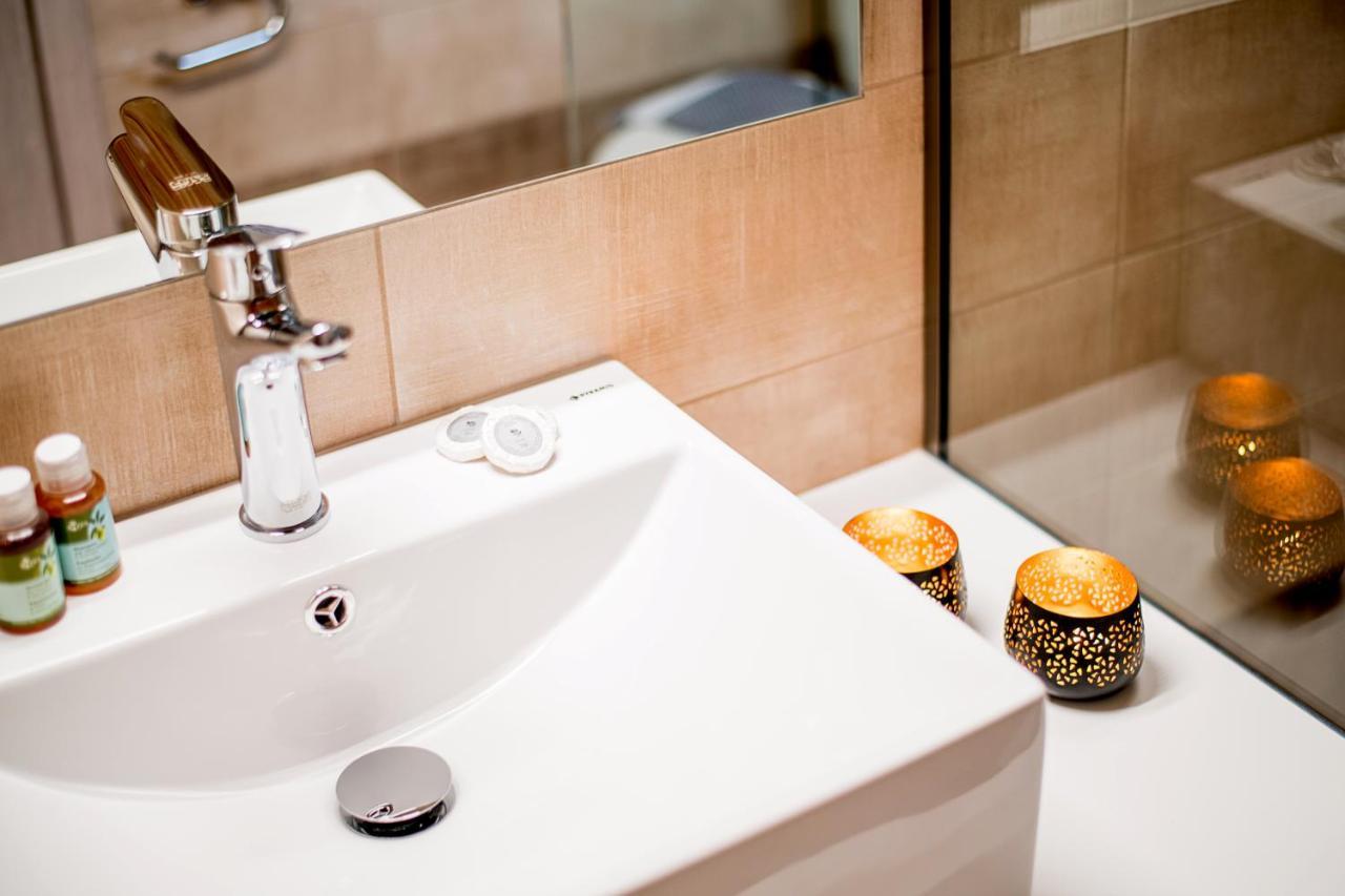 Kyma Luxury Studio Anevato 外观 照片